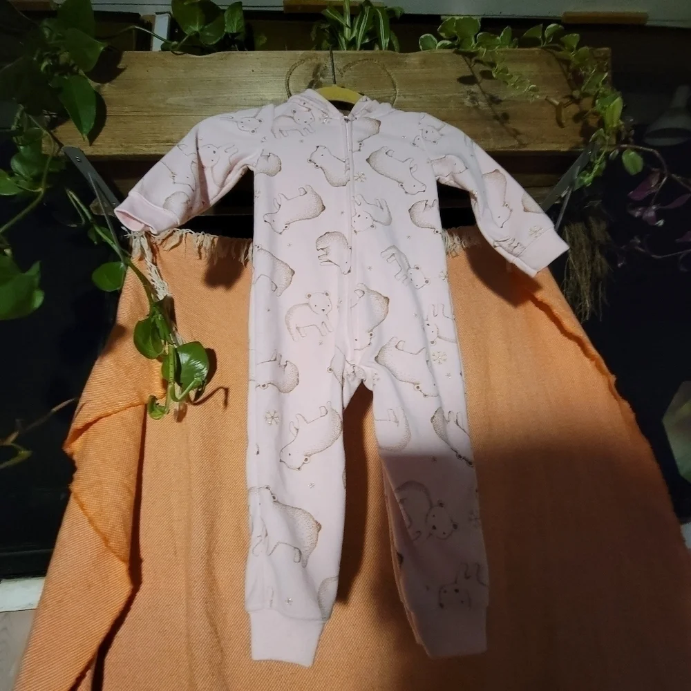Child Of Mine By Carter's Light Pink Onsie With Bears And Middle Zipper Size 24M